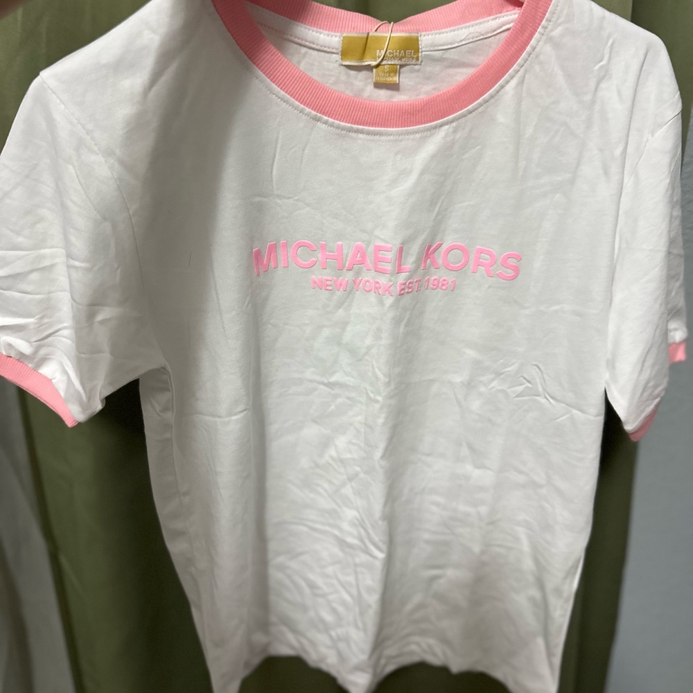 Micheal Kors Shirt with Logo and pink lining
